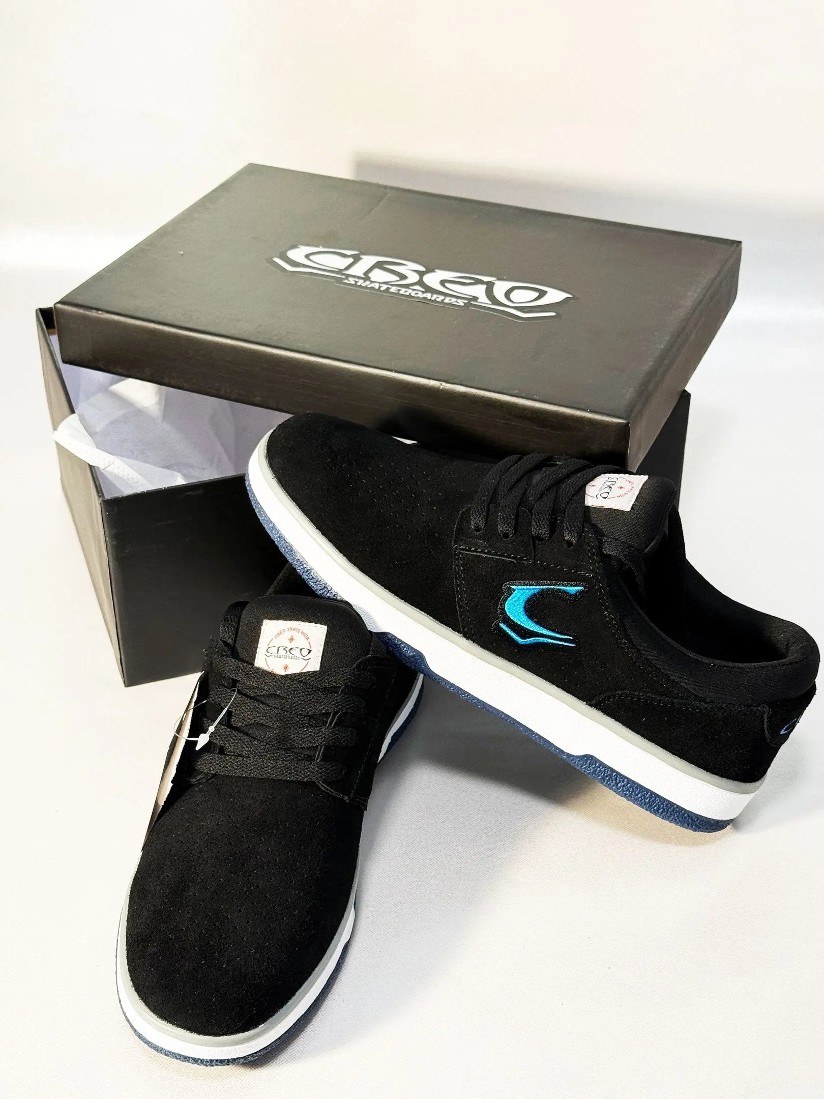 Linea First-black-scarpe da skate Creo skateboards